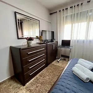 Center Tourist Apartment